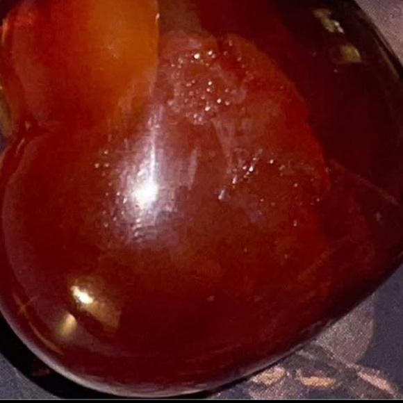 Heart-Shaped Brown Glass Accent NFS reserved - Picture 5 of 9